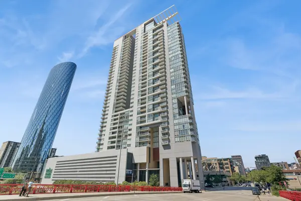 737 W Washington BLVD #806, Chicago, IL 60661