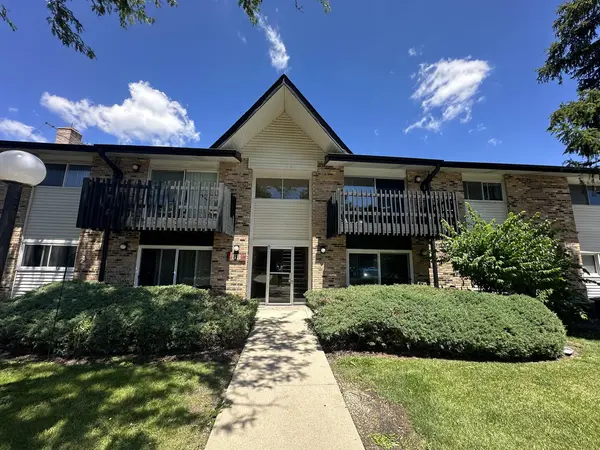 5B Kingery Quarter #206,  Willowbrook,  IL 60527