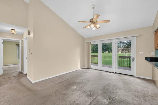 1858 Golf View DR, Bartlett, IL 60103