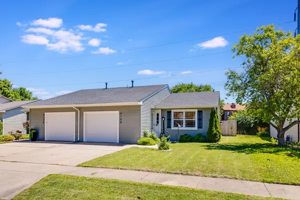 2128 Ivy CT, Champaign, IL 61821