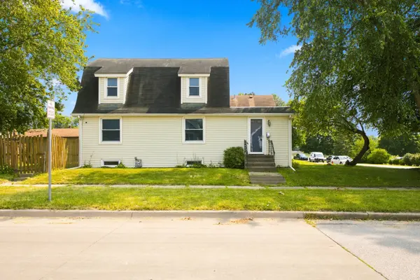 2306 19TH AVE, Moline, IL 61265
