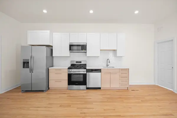 3107 N Harding AVE #2N, Chicago, IL 60618