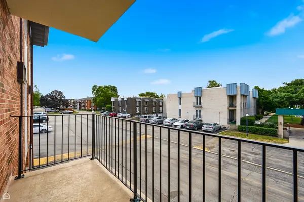 4112 W 98th ST #5-201, Oak Lawn, IL 60453