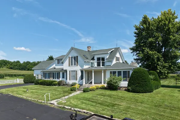 23580 Great River RD, Leclaire, IA 52753