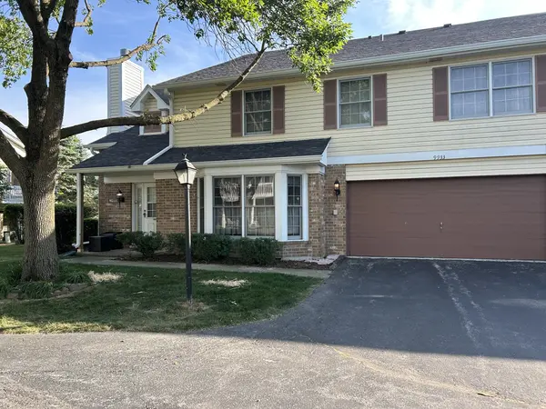 9933 Cambridge CT #C, Mokena, IL 60448