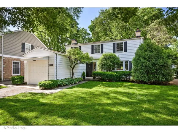 2237 Greenwood AVE, Wilmette, IL 60091