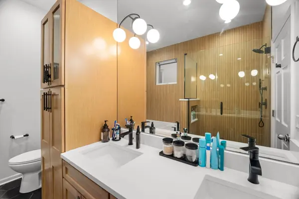 853 N Wood ST #1, Chicago, IL 60622