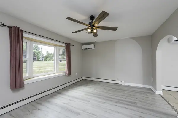 10081 W Pickford AVE, Beach Park, IL 60099
