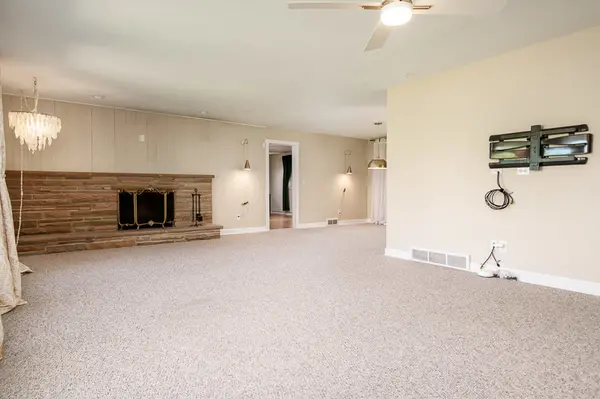 2015 GLENVIEW RD, Rockford, IL 61107