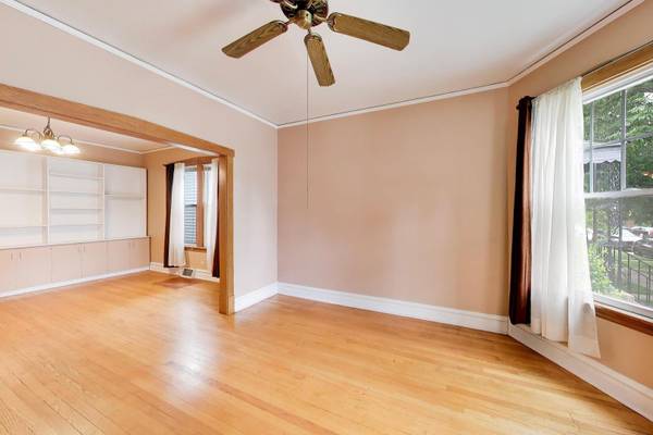 4950 W Gunnison ST, Chicago, IL 60630