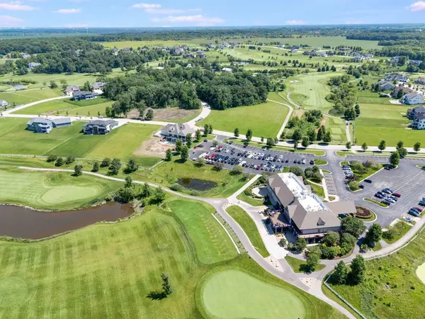 7629 Clubhouse DR, Yorkville, IL 60560