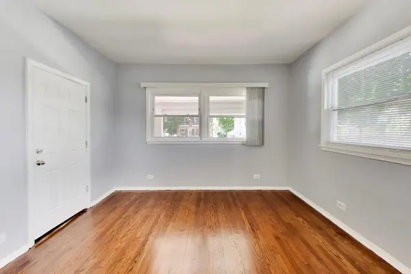 664 Lenox AVE E, Waukegan, IL 60085