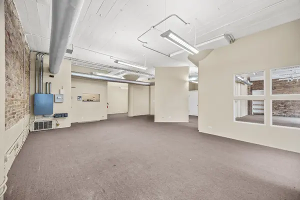 222 W Ontario ST #400, Chicago, IL 60654