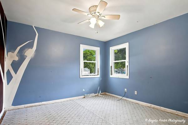 513 Rand RD, Mchenry, IL 60051