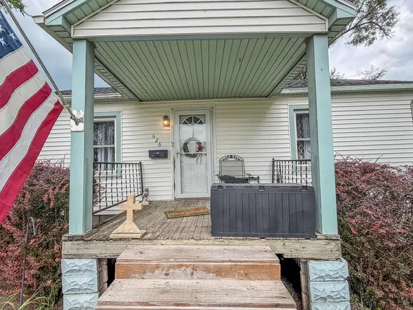 626 N Carico ST, Tuscola, IL 61953