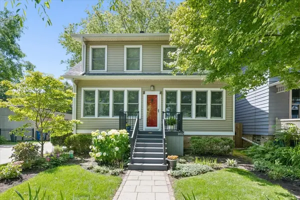1412 Leonard PL, Evanston, IL 60201