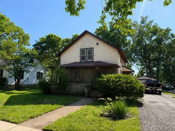 39 PARK ST, Oswego, IL 60543