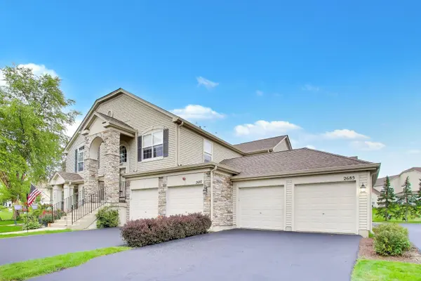 2685 Acorn CT #4, West Dundee, IL 60118