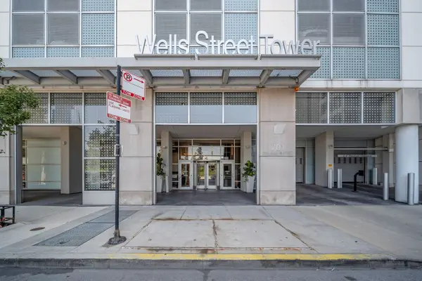 701 S WELLS ST #3400, Chicago, IL 60607