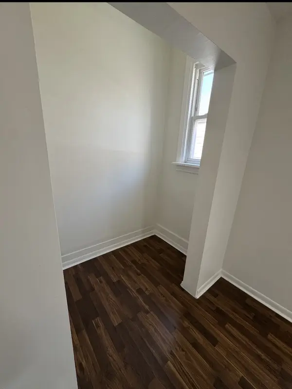 1617 W 38th PL #2, Chicago, IL 60609