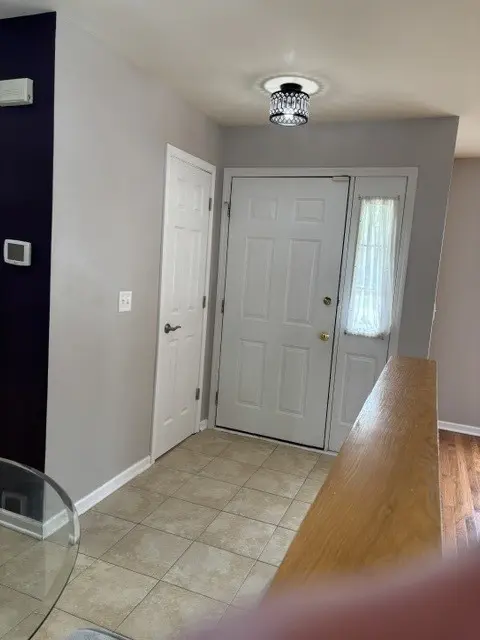 364 Ogden Falls BLVD, Oswego, IL 60543