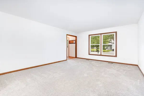 1259 Old Mill CT, Naperville, IL 60564