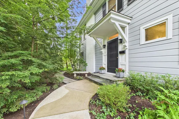 1440 Tower RD, Winnetka, IL 60093