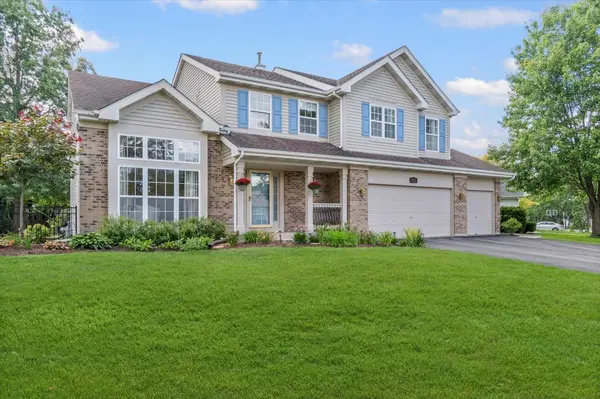 1325 Deerfield LN, Bartlett, IL 60103