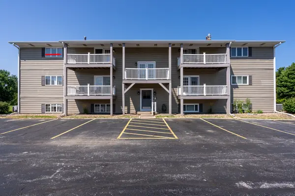 4125 31st ST #3-C, Bettendorf, IA 52722