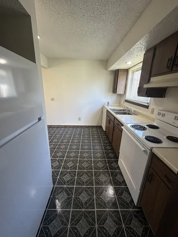 912 Pomona DR #912, Champaign, IL 61822
