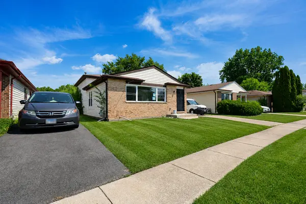 18115 IDLEWILD DR, Country Club Hills, IL 60478