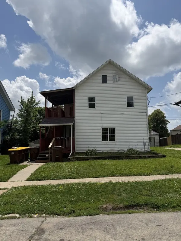 609 W Pleasant ST, Freeport, IL 61032