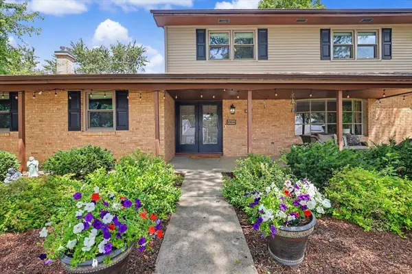 1018 Porter LN, Normal, IL 61761