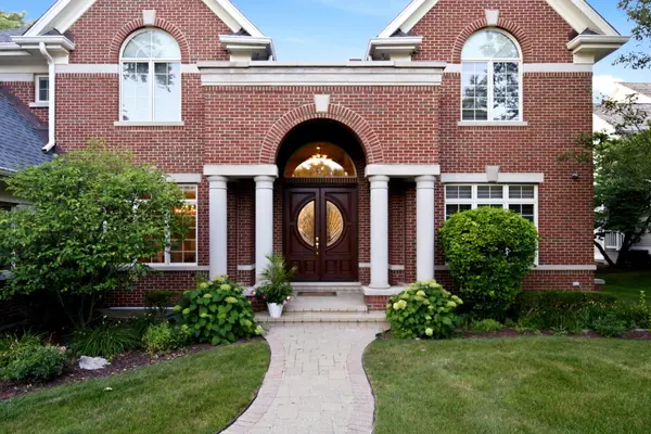 3340 Lakeside AVE, Northbrook, IL 60062
