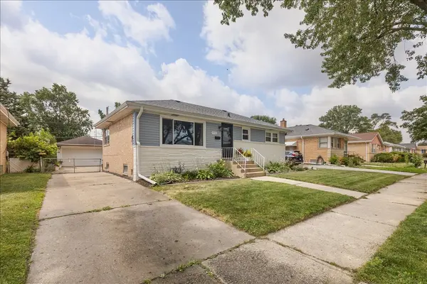 4912 Saint Paul CT, Hillside, IL 60162