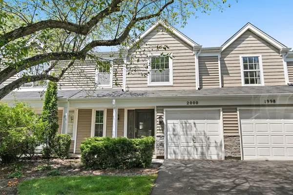 2000 College Green DR,  Elgin,  IL 60123