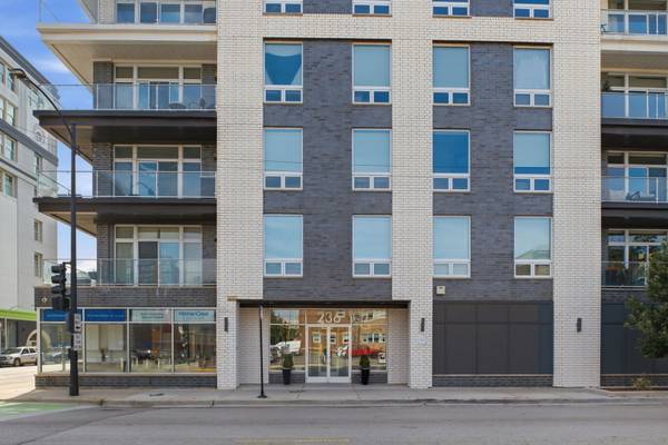236 S Racine AVE #501, Chicago, IL 60607