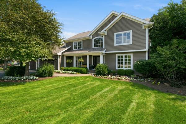 23855 W Sarah CT, Antioch, IL 60002