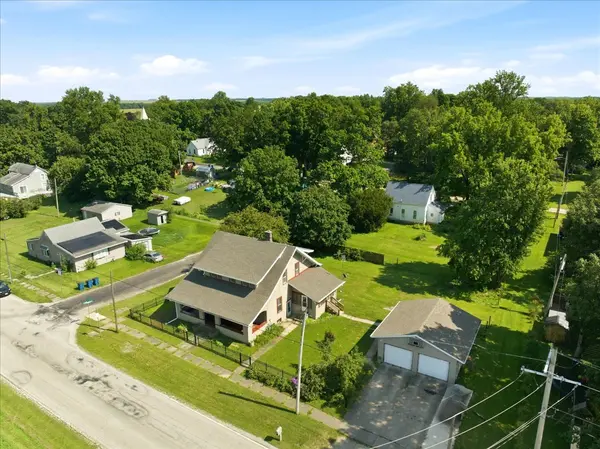 402 W 3rd ST, Armington, IL 61721