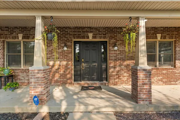 1807 Cypress Pointe CT, Mahomet, IL 61853