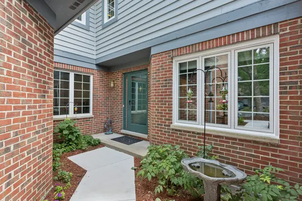 21 STONEHENGE CT, Burr Ridge, IL 60527