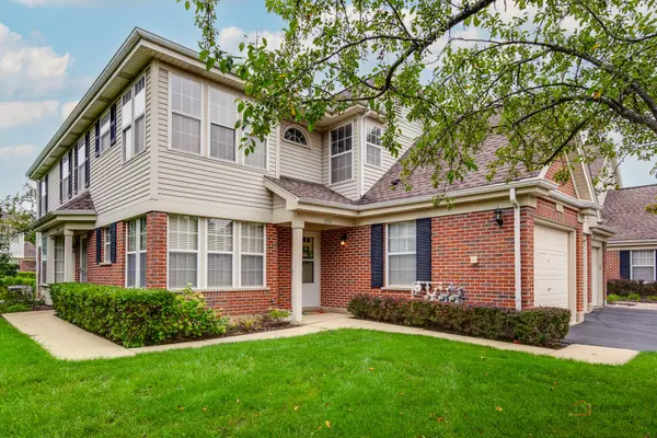 1262 N Wellington CT, Buffalo Grove, IL 60089