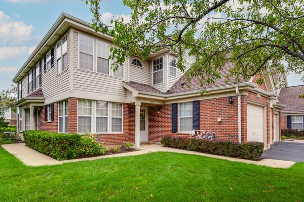 1262 N Wellington CT, Buffalo Grove, IL 60089
