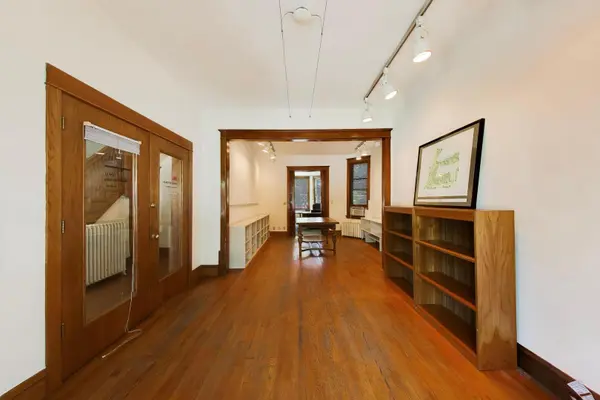 412 Madison ST, Oak Park, IL 60302