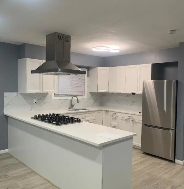 6542 S Carpenter ST, Chicago, IL 60621