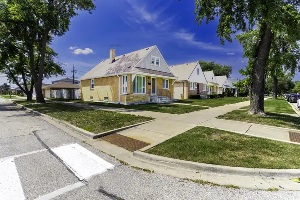 6158 S Normandy AVE, Chicago, IL 60638
