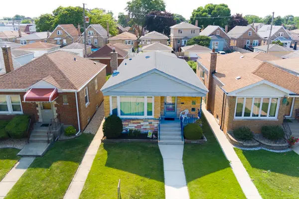 5428 S Newcastle AVE, Chicago, IL 60638