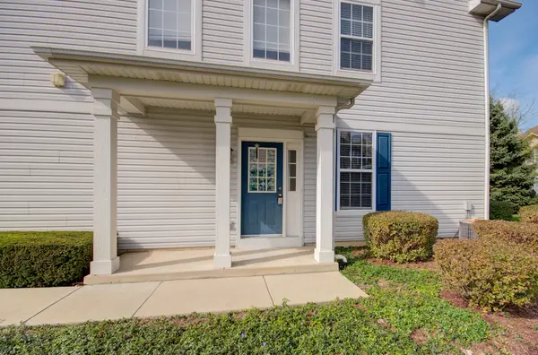 355 Grape Vine TRL #355, Oswego, IL 60543
