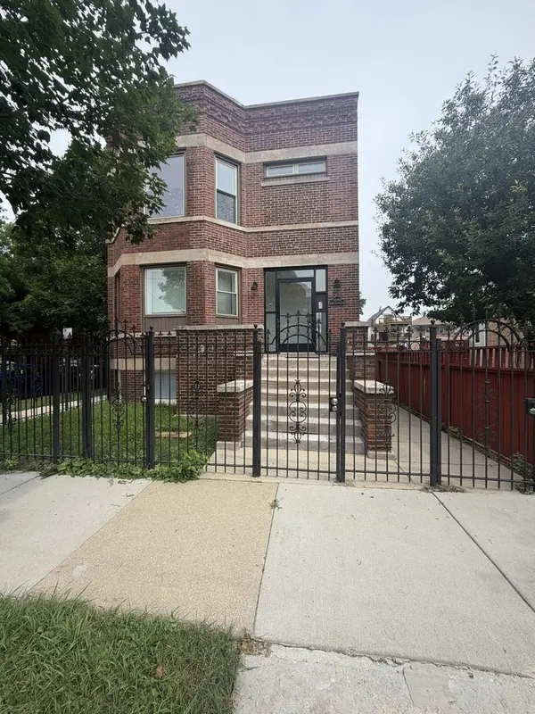 4040 W Roscoe ST #f1, Chicago, IL 60641