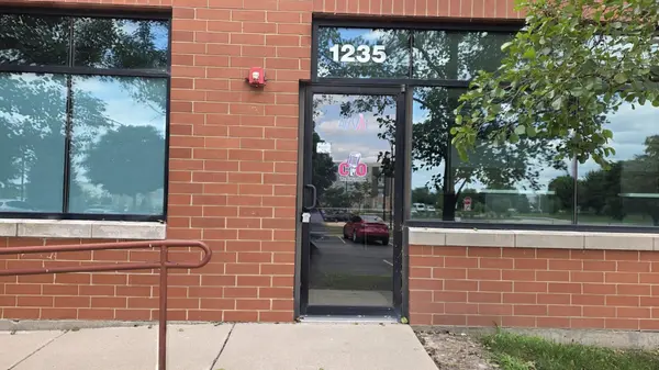 1235 Windham Pkwy, Romeoville, IL 60446